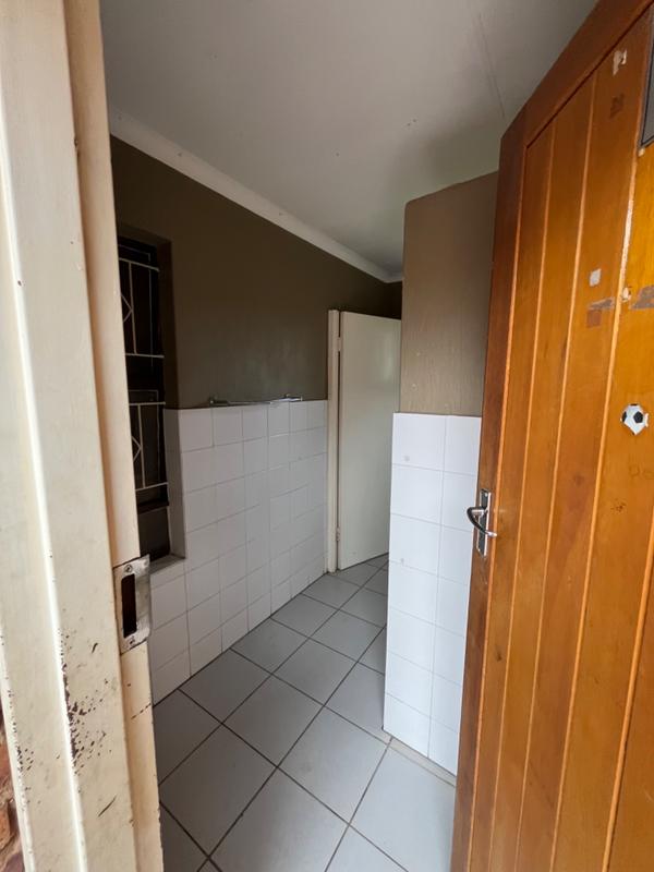 0 Bedroom Property for Sale in Freeway Park Gauteng