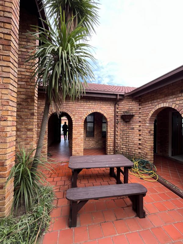 0 Bedroom Property for Sale in Freeway Park Gauteng