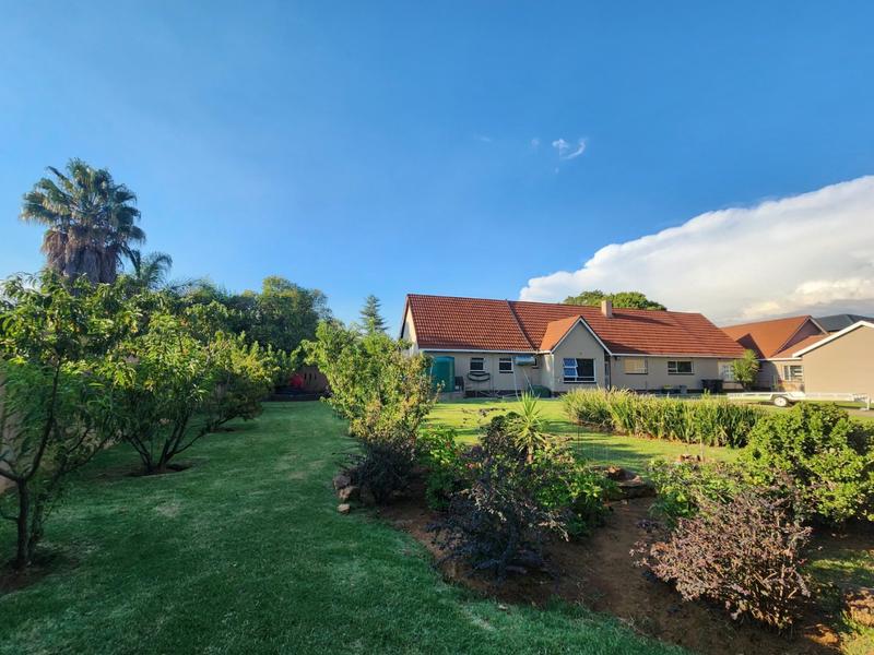 4 Bedroom Property for Sale in Robinpark Gauteng