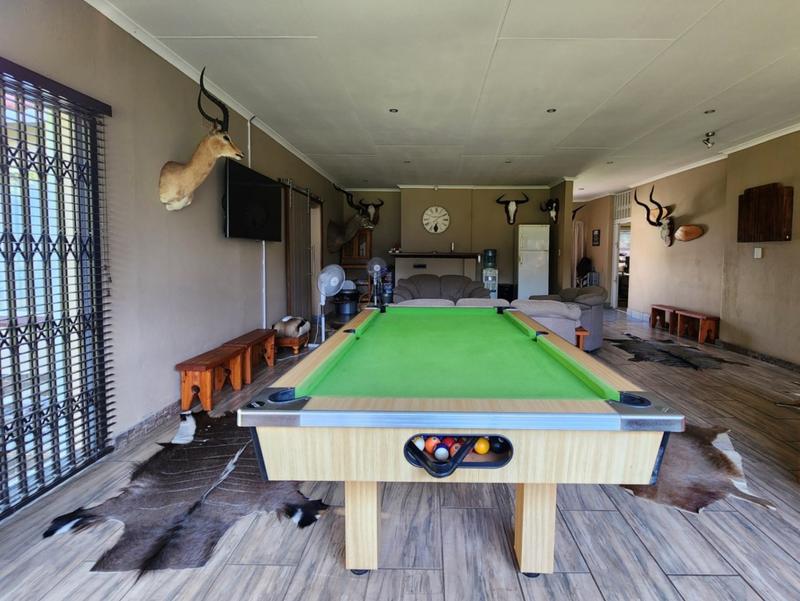 4 Bedroom Property for Sale in Robinpark Gauteng
