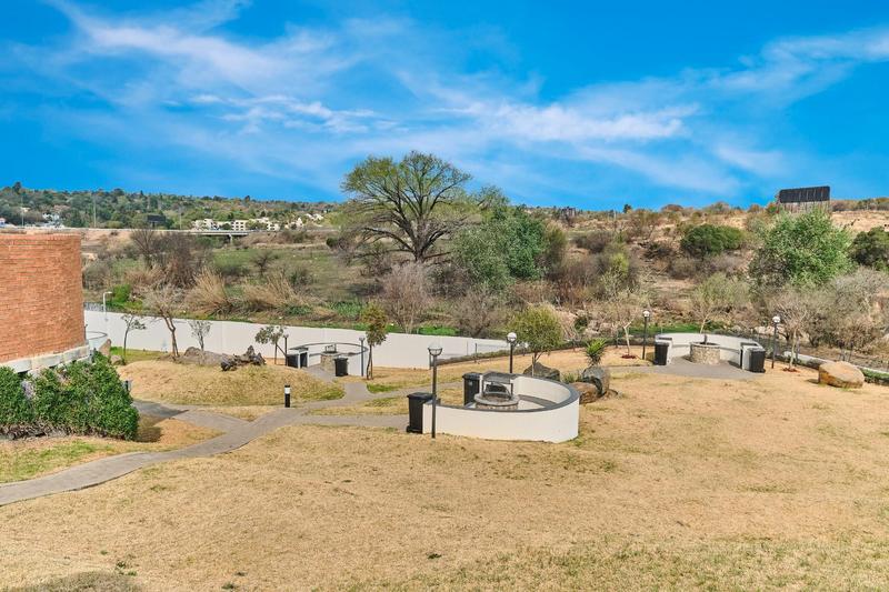 1 Bedroom Property for Sale in Olivedale Gauteng