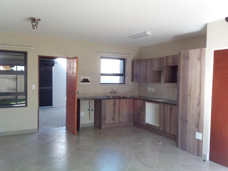 To Let 2 Bedroom Property for Rent in Akasia Gauteng