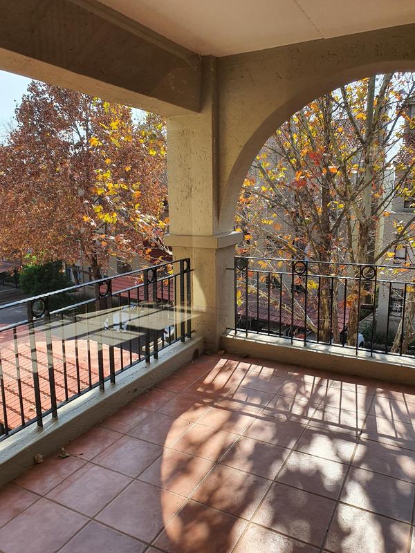 To Let 2 Bedroom Property for Rent in Lonehill Gauteng