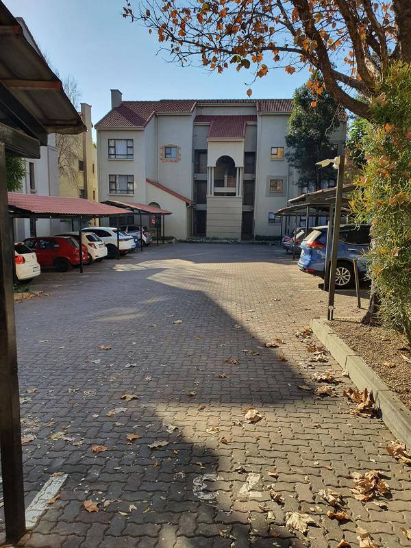 To Let 2 Bedroom Property for Rent in Lonehill Gauteng