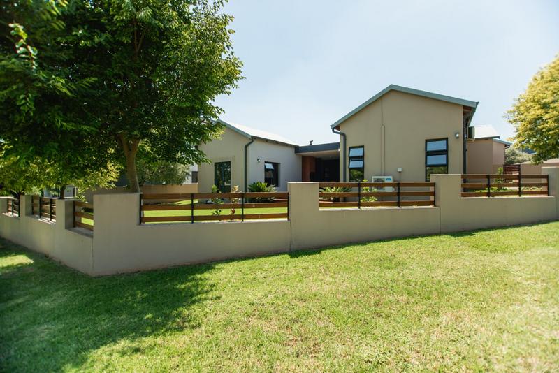 4 Bedroom Property for Sale in Copperleaf Estate Gauteng