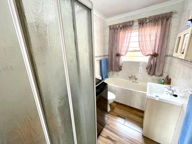 2 Bedroom Property for Sale in Rangeview Gauteng
