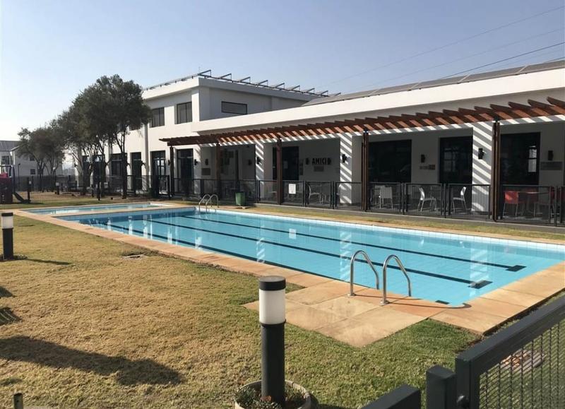 1 Bedroom Property for Sale in Greenstone Hill Gauteng