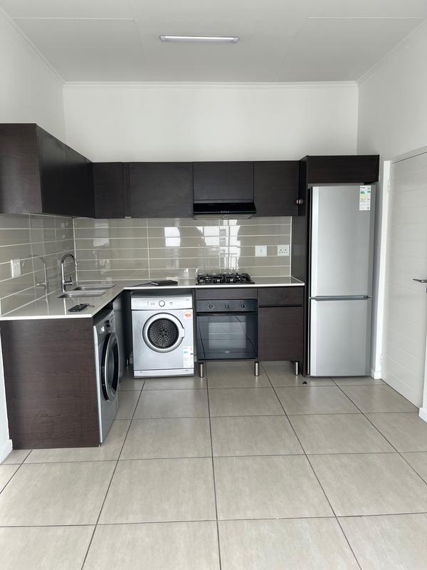 To Let 1 Bedroom Property for Rent in Greenstone Hill Gauteng