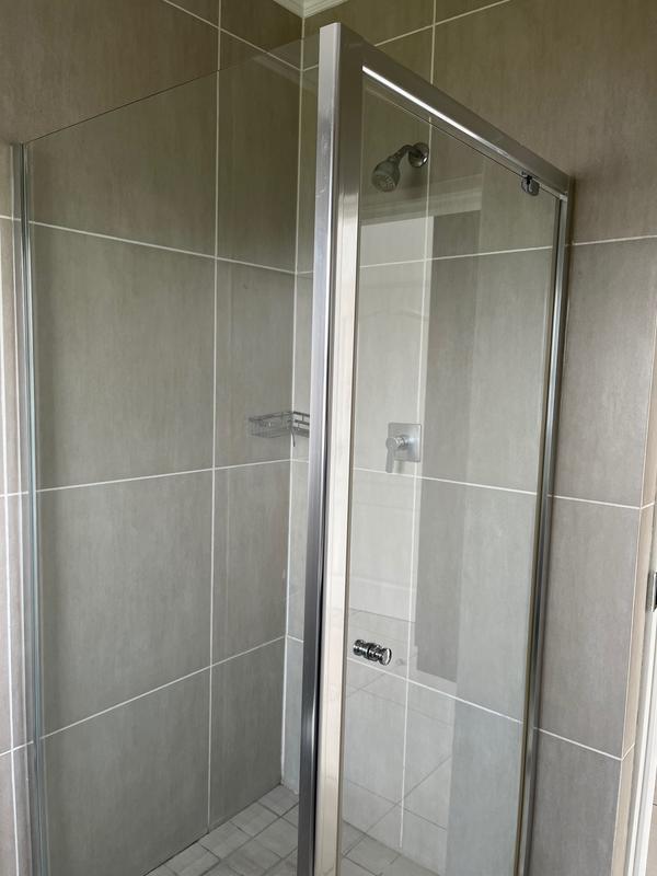 1 Bedroom Property for Sale in Greenstone Hill Gauteng