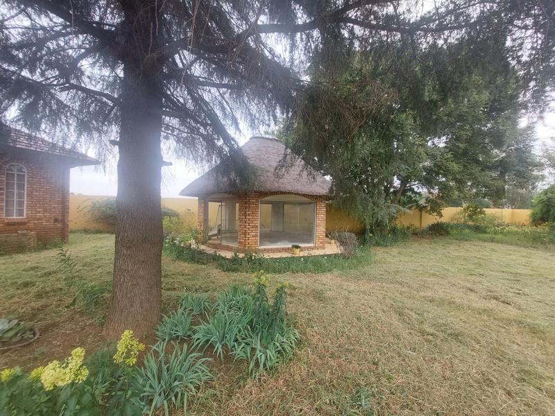 8 Bedroom Property for Sale in Randfontein South Gauteng