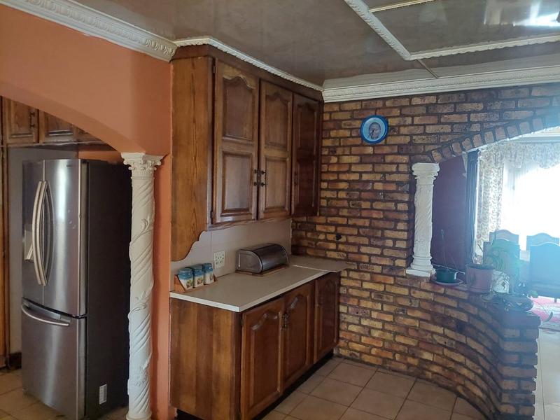 8 Bedroom Property for Sale in Randfontein South Gauteng