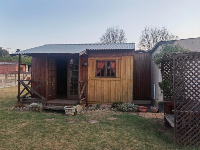 3 Bedroom Property for Sale in Casseldale Gauteng