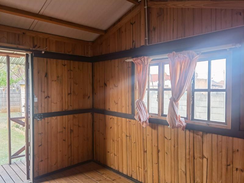 3 Bedroom Property for Sale in Casseldale Gauteng