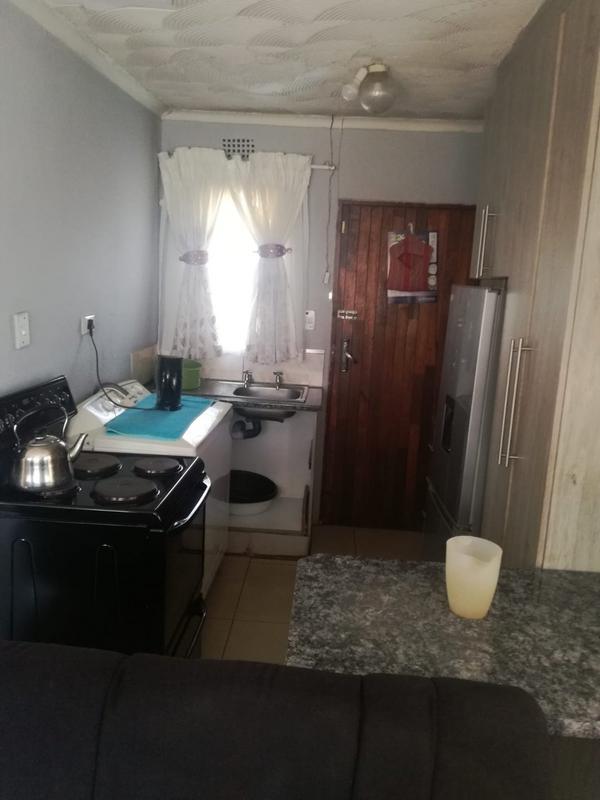 2 Bedroom Property for Sale in Protea Glen Gauteng