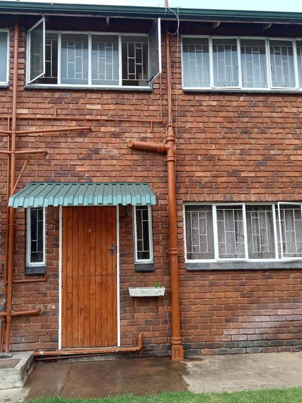 To Let 2 Bedroom Property for Rent in Murrayfield Gauteng