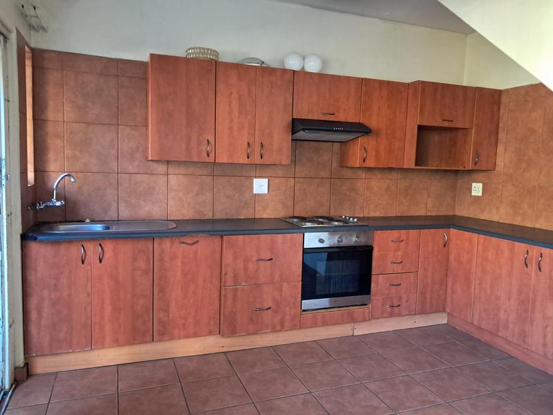 To Let 2 Bedroom Property for Rent in Murrayfield Gauteng