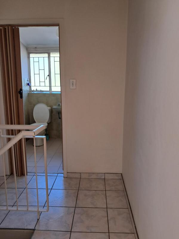 To Let 2 Bedroom Property for Rent in Murrayfield Gauteng