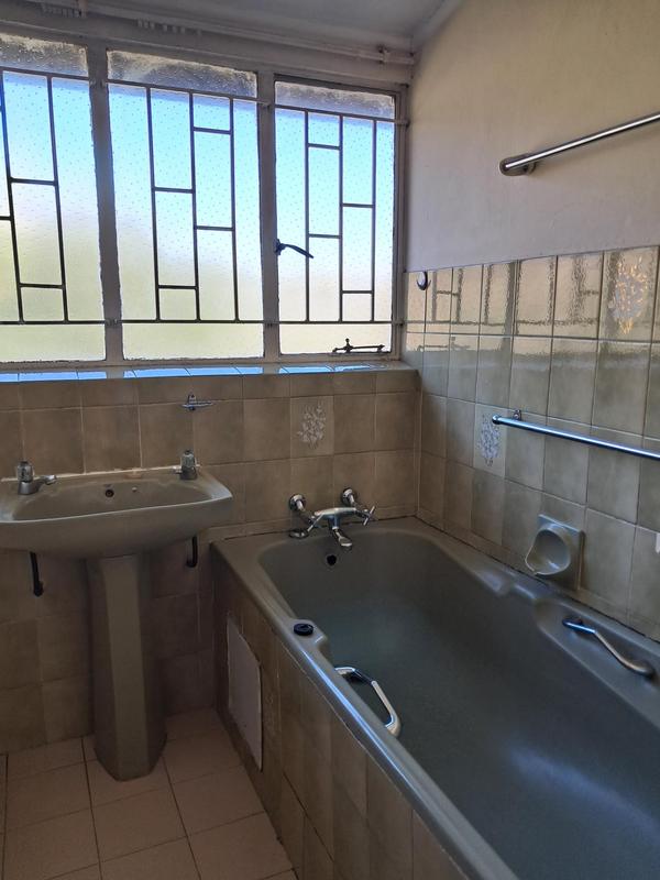To Let 2 Bedroom Property for Rent in Murrayfield Gauteng
