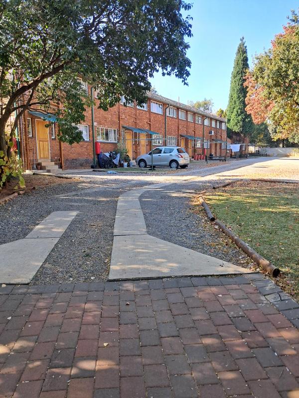 To Let 2 Bedroom Property for Rent in Murrayfield Gauteng