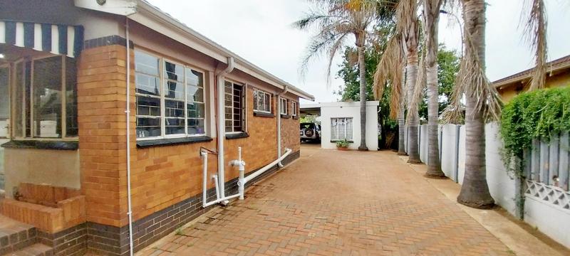 6 Bedroom Property for Sale in Kempton Park Gauteng