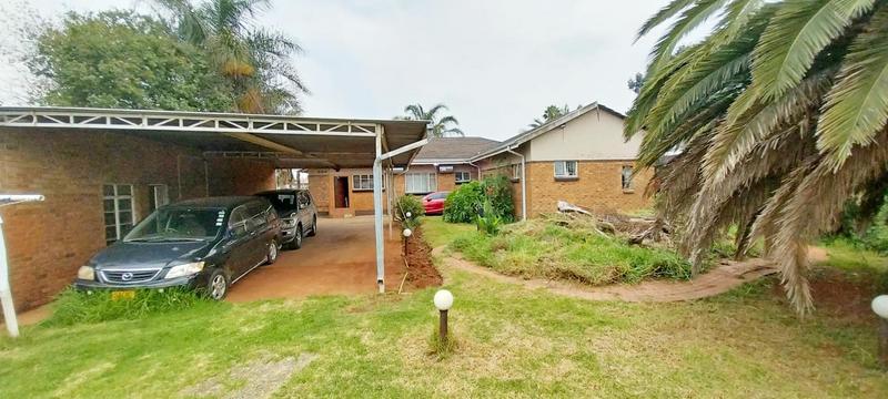 6 Bedroom Property for Sale in Kempton Park Gauteng