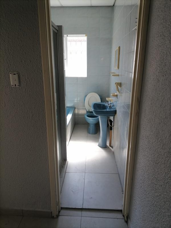 To Let 3 Bedroom Property for Rent in Kensington Gauteng