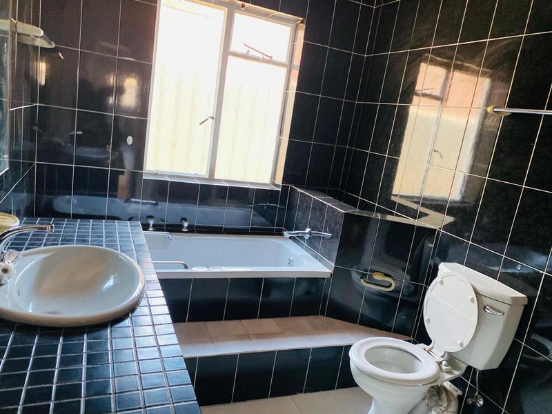 To Let 3 Bedroom Property for Rent in Kensington Gauteng