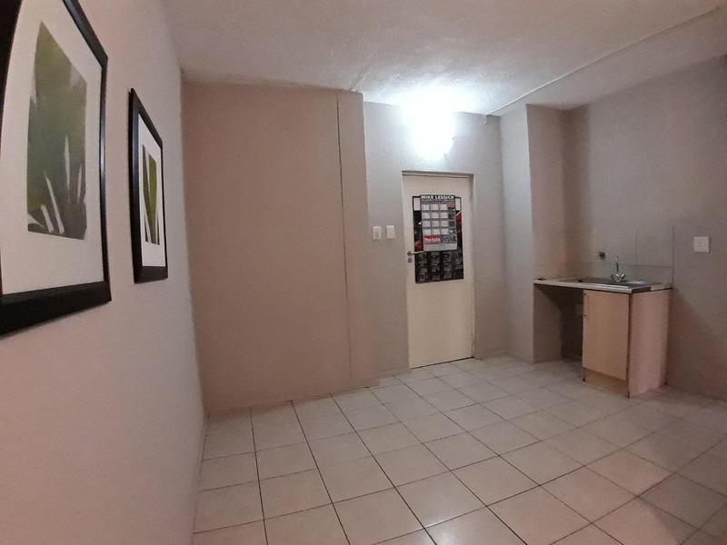 2 Bedroom Property for Sale in Kempton Park Central Gauteng