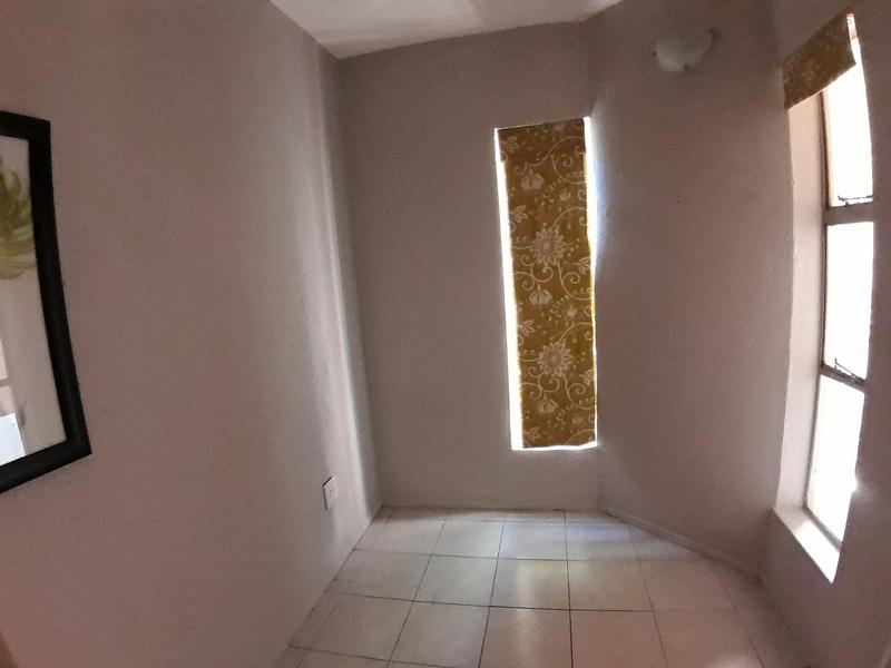 2 Bedroom Property for Sale in Kempton Park Central Gauteng