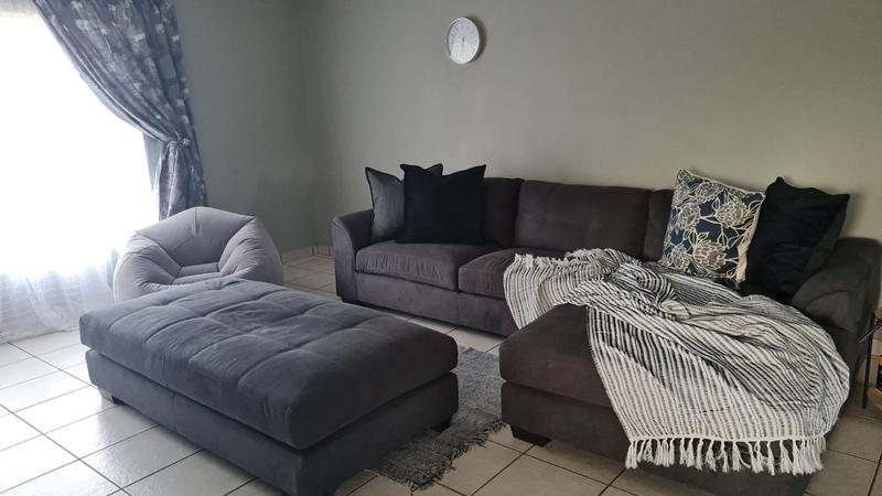 To Let 2 Bedroom Property for Rent in Geduld Gauteng