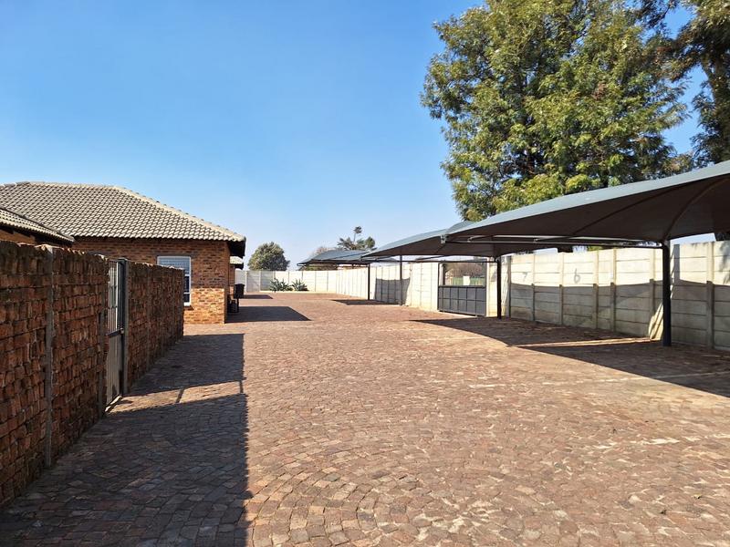 To Let 3 Bedroom Property for Rent in Welgedacht Gauteng