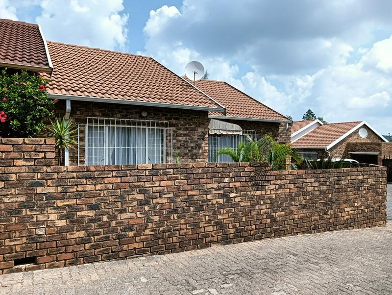 2 Bedroom Property for Sale in Noordheuwel Gauteng