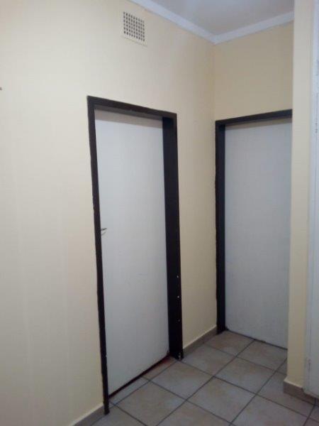 To Let 1 Bedroom Property for Rent in Sunnyside Gauteng