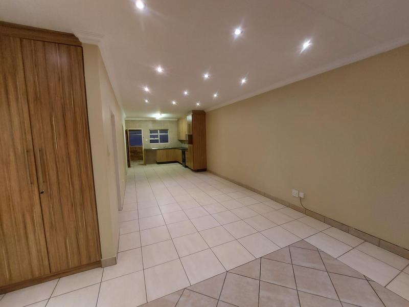 To Let 3 Bedroom Property for Rent in Erasmia Gauteng