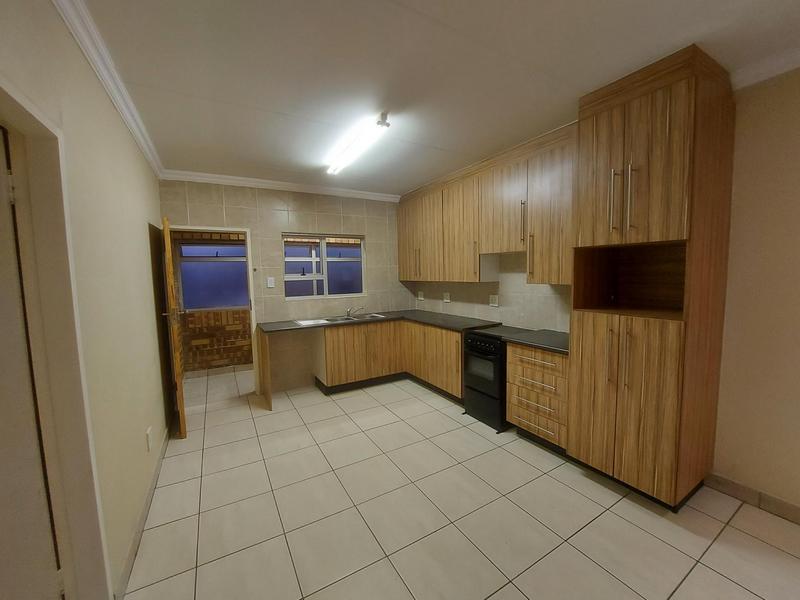 To Let 3 Bedroom Property for Rent in Erasmia Gauteng