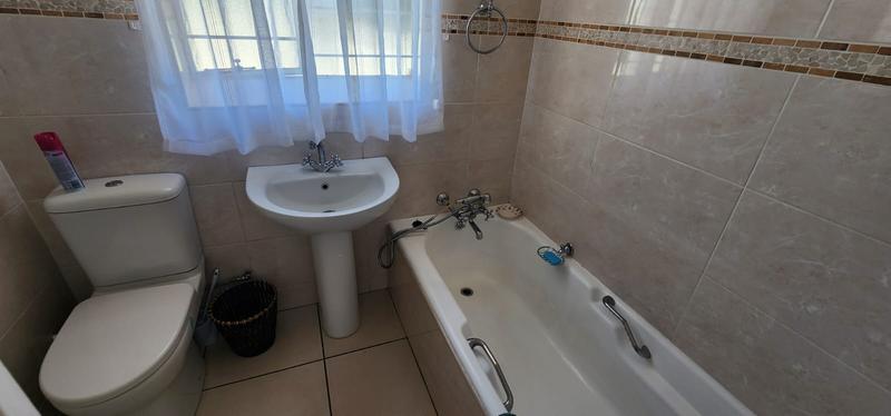 3 Bedroom Property for Sale in Greenhills Gauteng