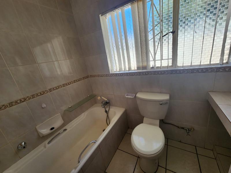 4 Bedroom Property for Sale in Greenhills Gauteng