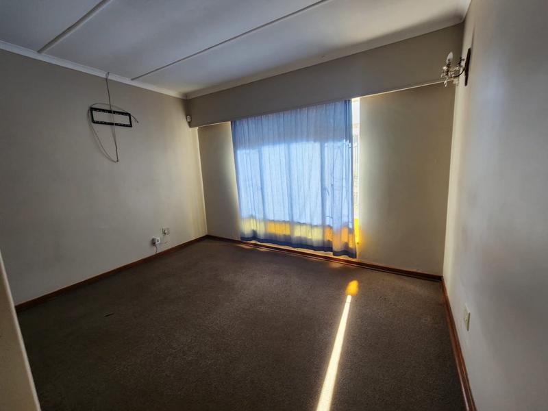 4 Bedroom Property for Sale in Greenhills Gauteng