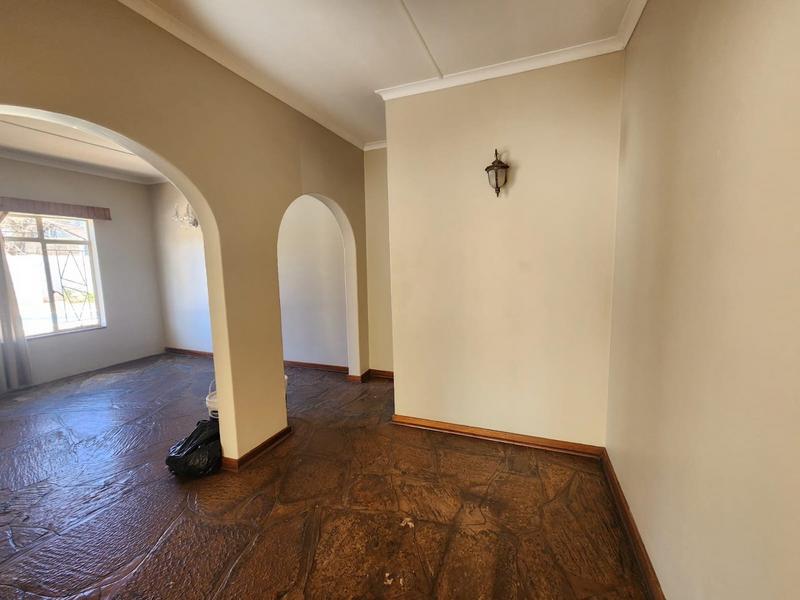4 Bedroom Property for Sale in Greenhills Gauteng