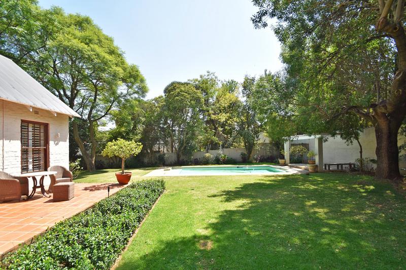 To Let 4 Bedroom Property for Rent in Morningside Gauteng