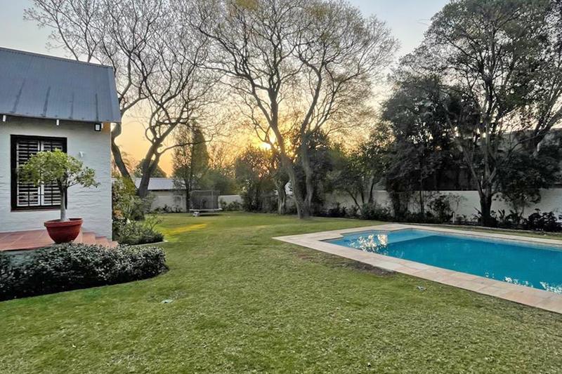 To Let 4 Bedroom Property for Rent in Morningside Gauteng
