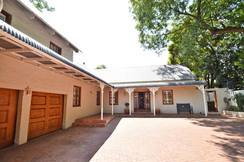 To Let 4 Bedroom Property for Rent in Morningside Gauteng