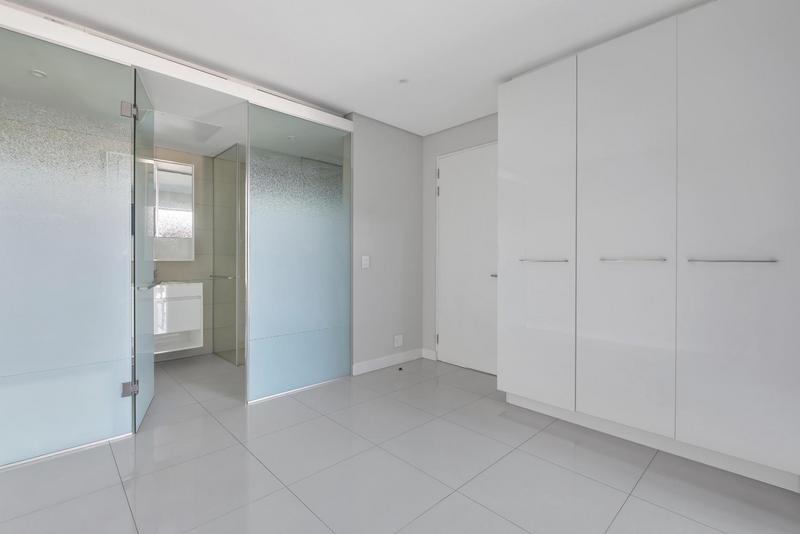 To Let 1 Bedroom Property for Rent in Rosebank Gauteng