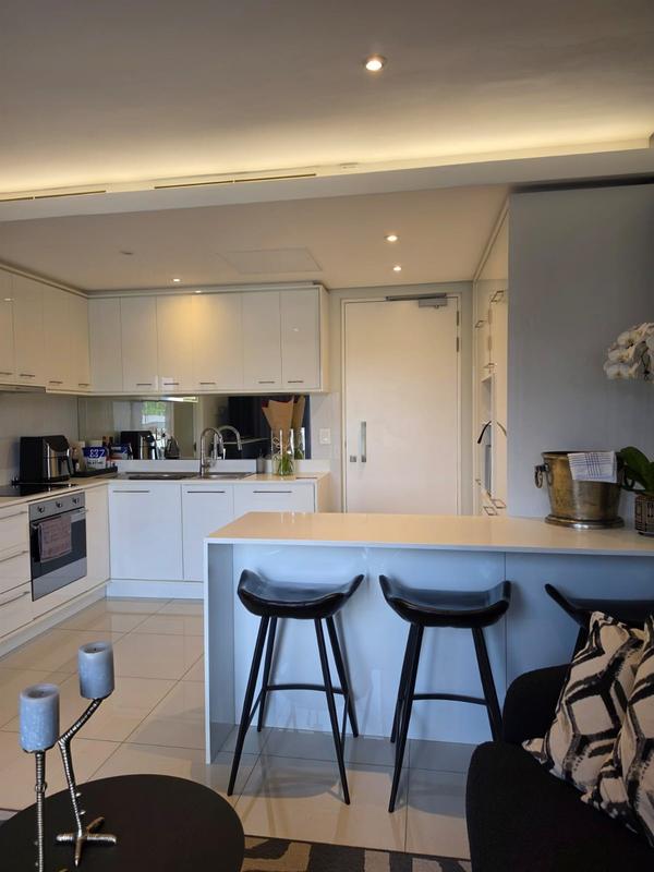 To Let 1 Bedroom Property for Rent in Rosebank Gauteng