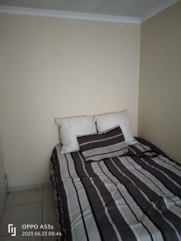 2 Bedroom Property for Sale in Clayville Gauteng