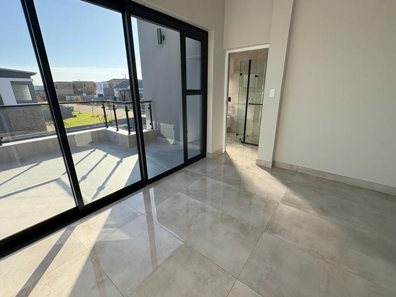 5 Bedroom Property for Sale in Midstream Heights Gauteng