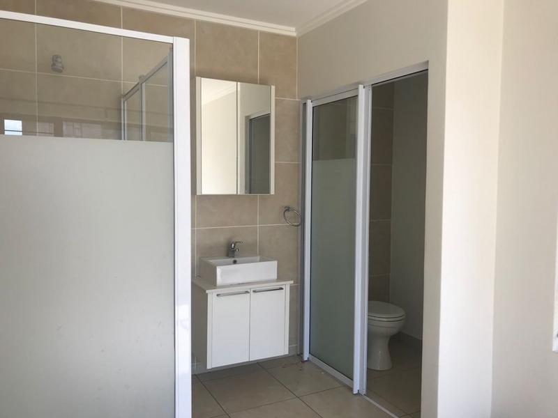 2 Bedroom Property for Sale in Barbeque Downs Gauteng