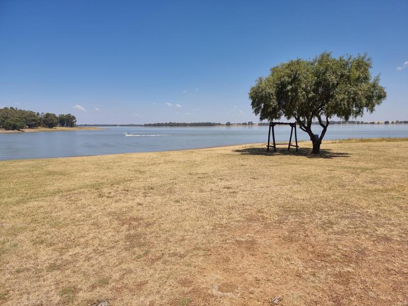 4 Bedroom Property for Sale in Misty Bay Gauteng