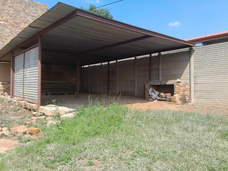 3 Bedroom Property for Sale in West Park Gauteng