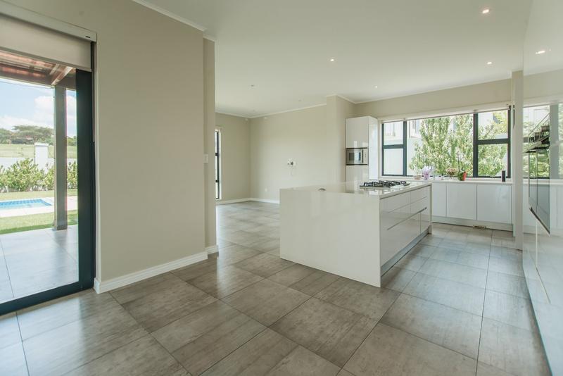 To Let 4 Bedroom Property for Rent in Copperleaf Estate Gauteng